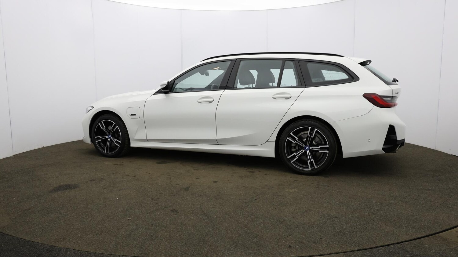Used BMW 3 Series 2022 for sale - 75915922: Photo 42