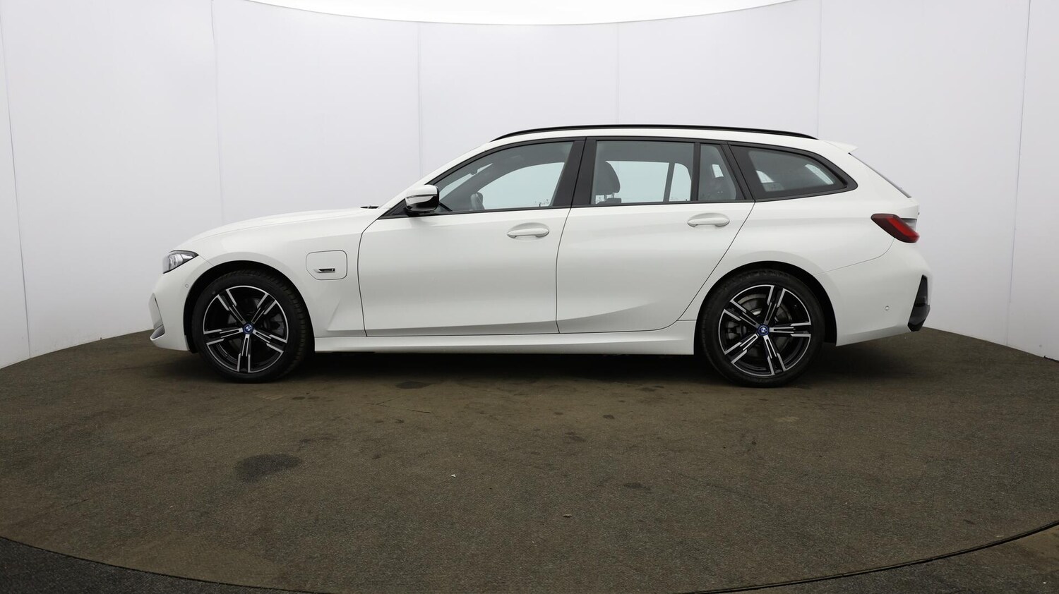 Used BMW 3 Series 2022 for sale - 75915922: Photo 44