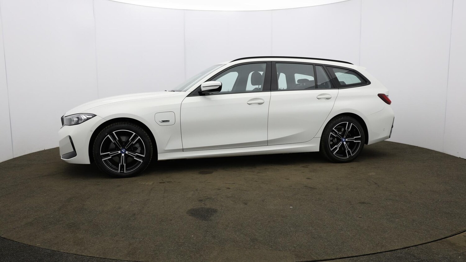 Used BMW 3 Series 2022 for sale - 75915922: Photo 46