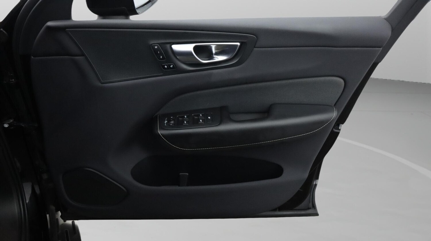 Used Volvo XC60 2022 for sale - 76742635: Photo 16