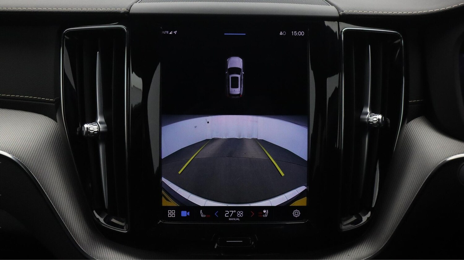 Used Volvo XC60 2022 for sale - 76742635: Photo 28