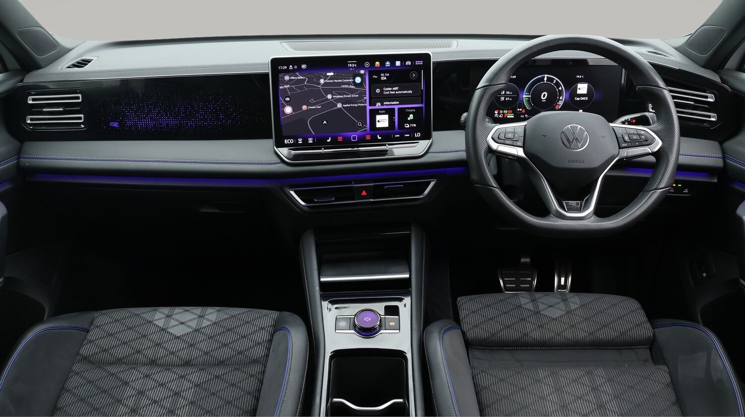 Used Volkswagen Tiguan for sale - 77364171: Photo 13