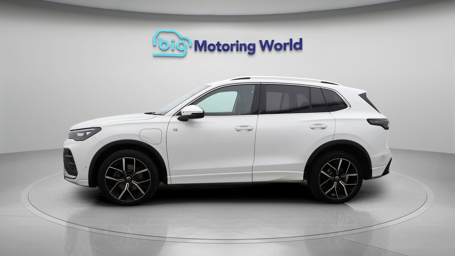 Used Volkswagen Tiguan for sale - 77364171: Photo 4