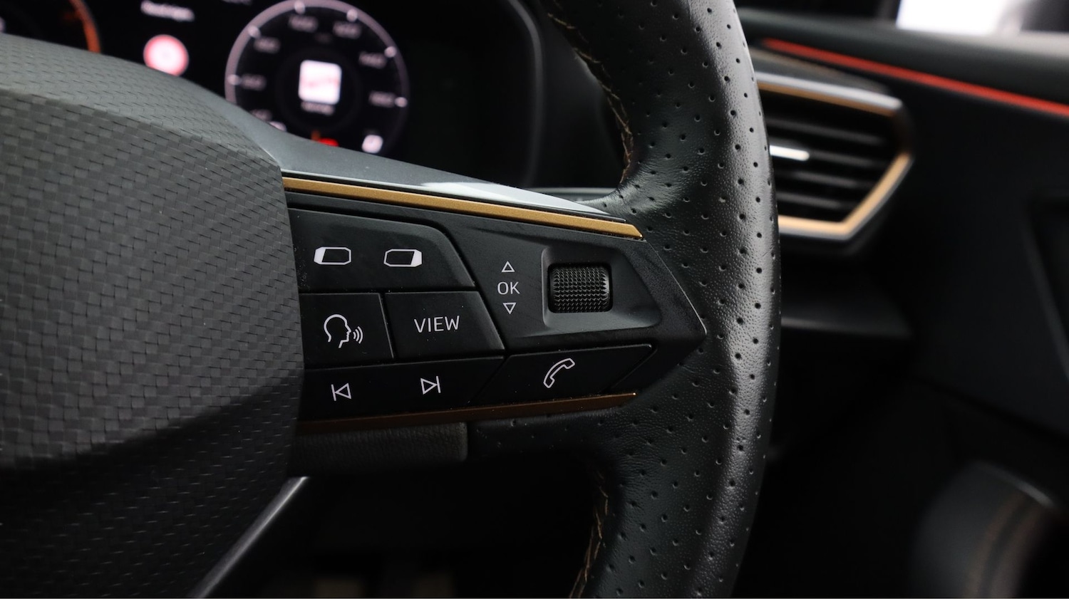 Used Cupra Formentor 2023 for sale - 77992075: Photo 23