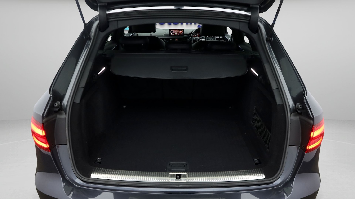 Used Audi A4 2018 for sale - 77181991: Photo 17