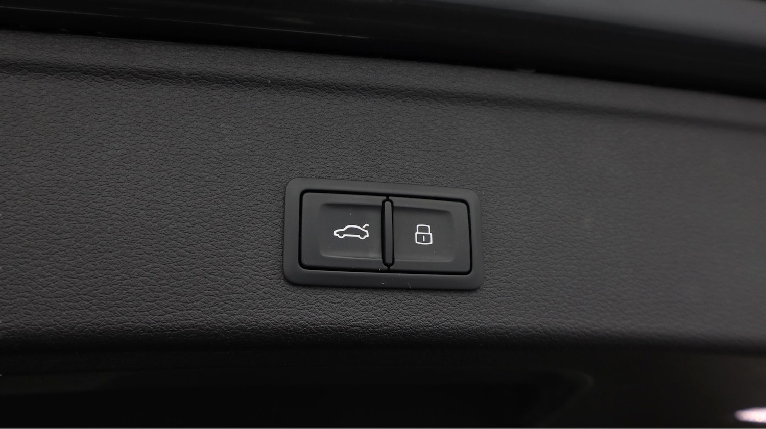 Used Audi A4 2018 for sale - 77181991: Photo 21