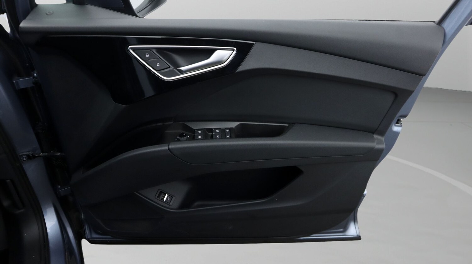 Used Audi Q4 e-tron 2023 for sale - 77497899: Photo 15