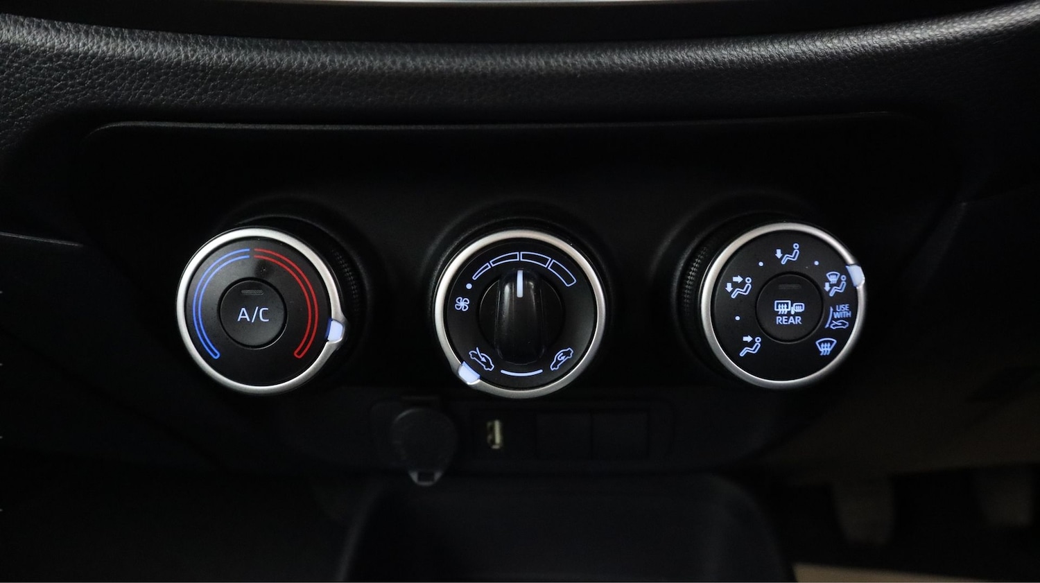 Used Toyota Aygo X 2024 for sale - 77643905: Photo 12