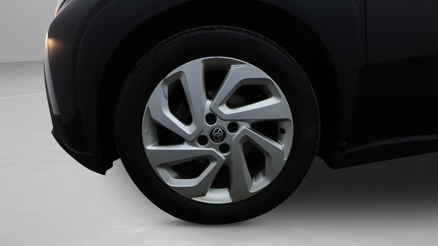 Used Toyota Aygo X 2024 for sale - 77643905: Photo 18