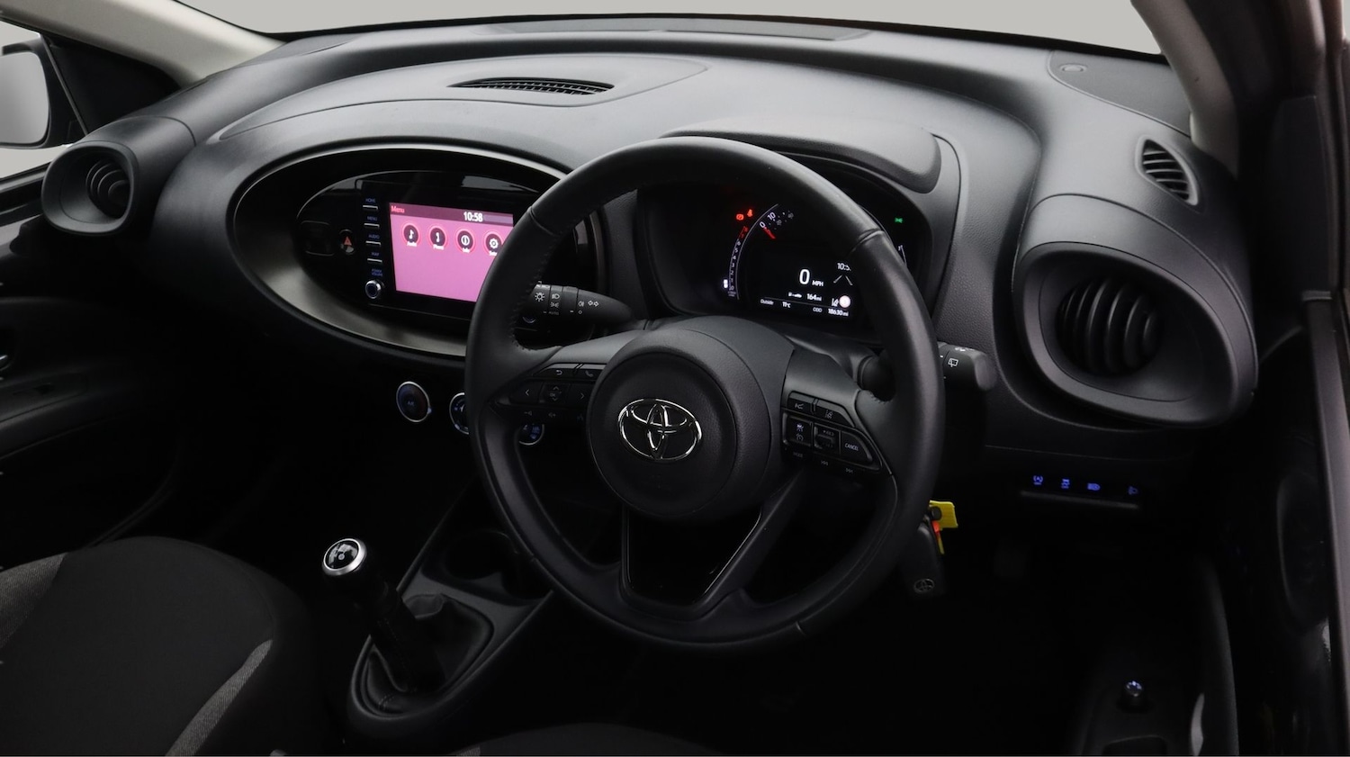 Used Toyota Aygo X 2024 for sale - 77643905: Photo 9