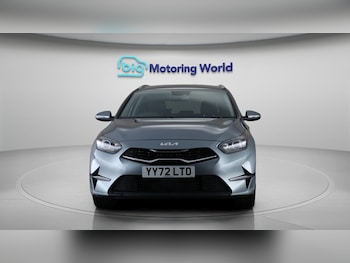 Used Kia Ceed 2022 for sale - 77630914: Photo