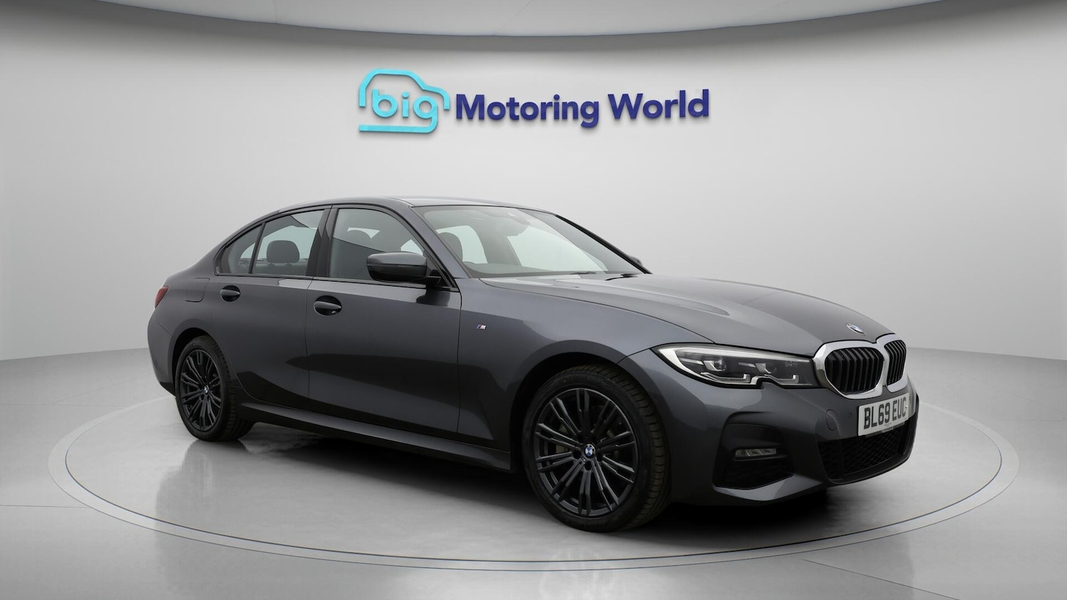 Used BMW 3 Series 2019 for sale - 76431948: Photo 2