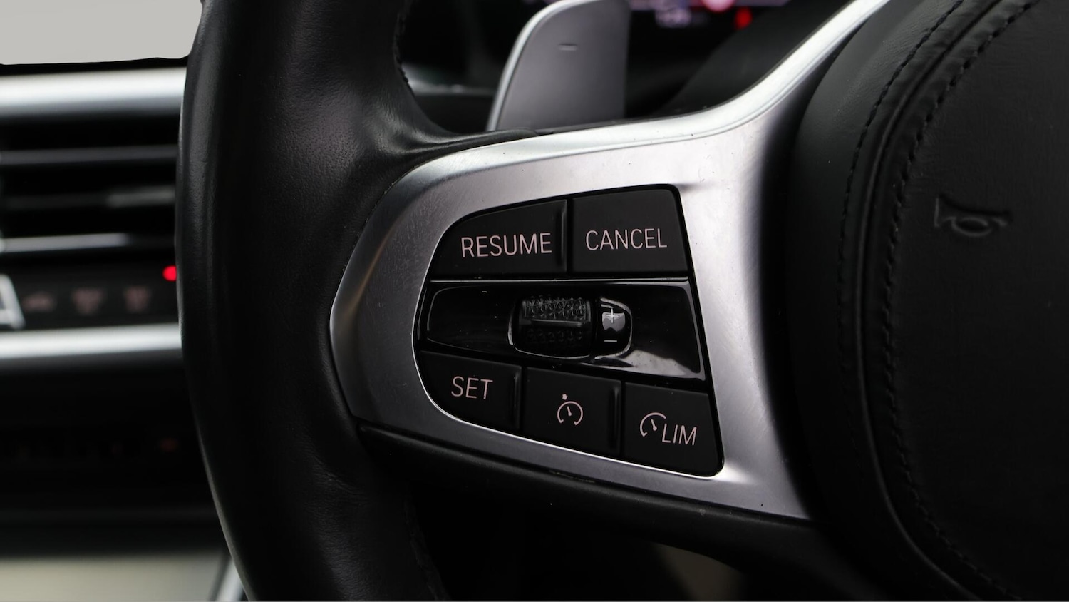 Used BMW 3 Series 2019 for sale - 76431948: Photo 23