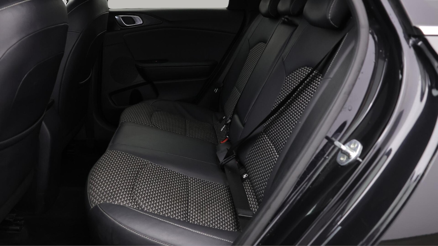 Used Kia Ceed 2022 for sale - 76608320: Photo 17