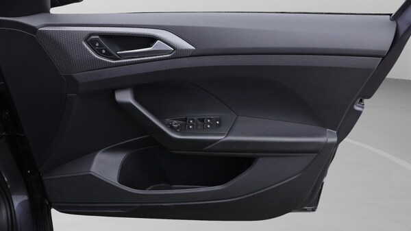Used Volkswagen T-Cross 2022 for sale - 76306336: Photo 16