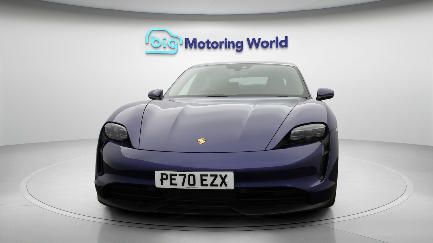 Used Porsche Taycan 2020 for sale - 77846353: Photo 2