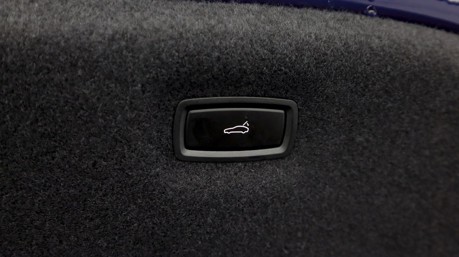 Used Porsche Taycan 2020 for sale - 77846353: Photo 9