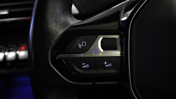 Used Peugeot 3008 2019 for sale - 76295437: Photo 23