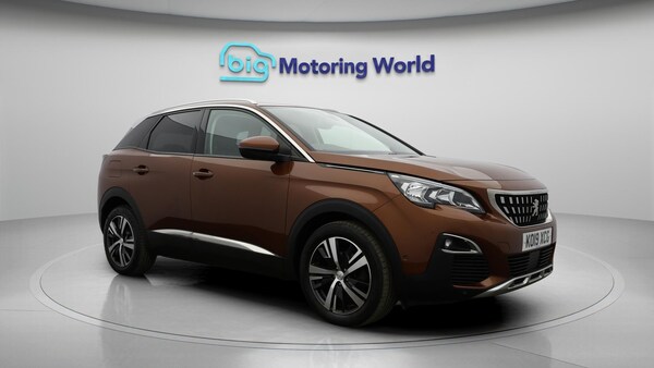 Used Peugeot 3008 2019 for sale - 76295437: Photo 2