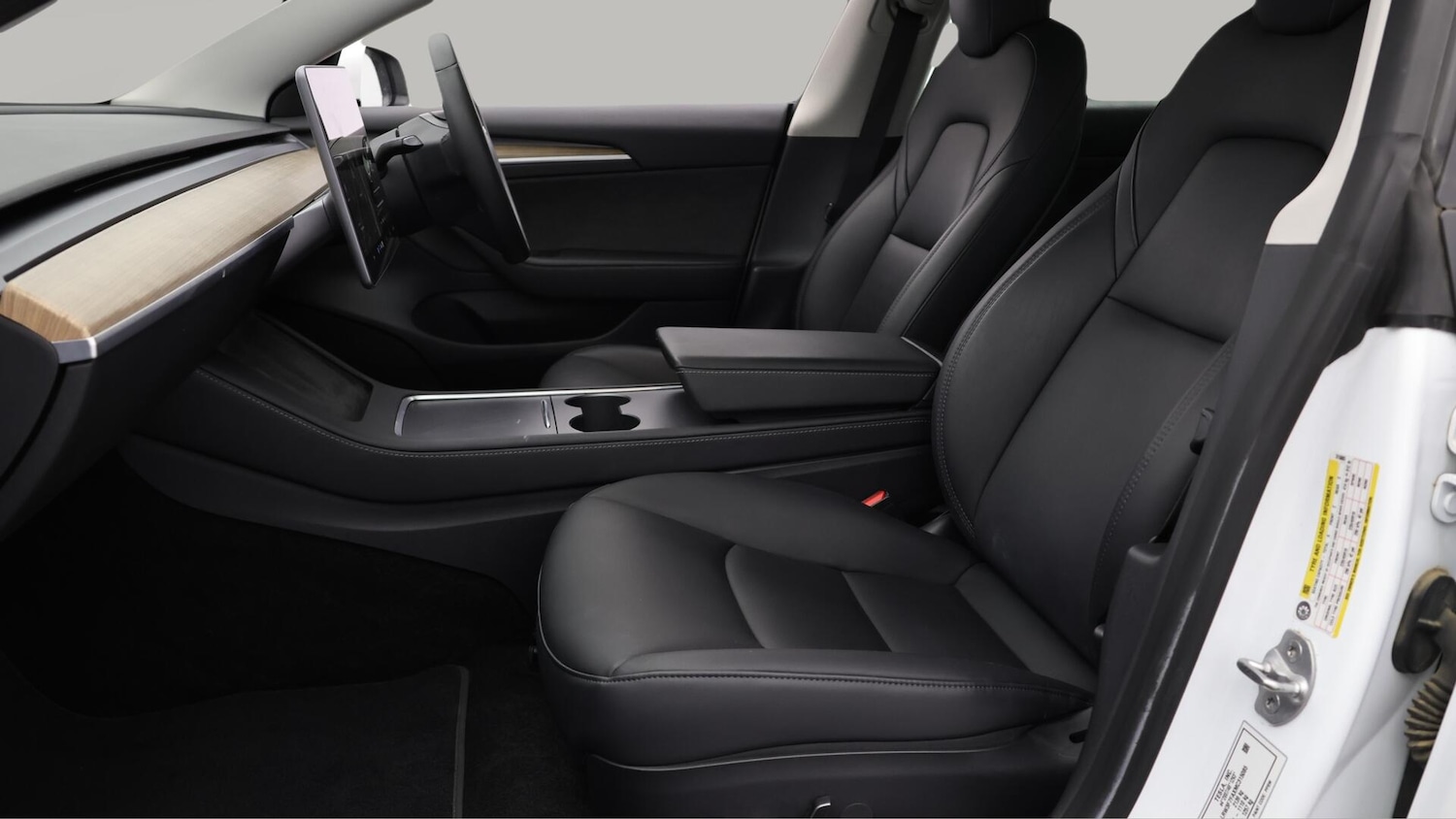 Used Tesla Model 3 2021 for sale - 76108744: Photo 15