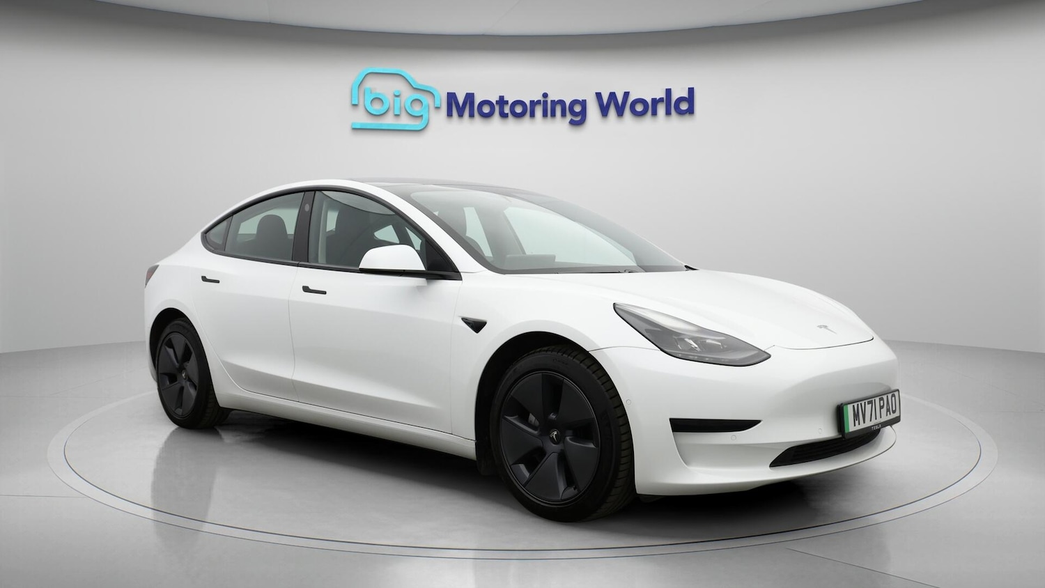 Used Tesla Model 3 2021 for sale - 76108744: Photo 2