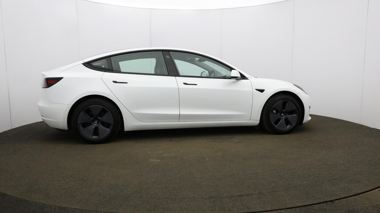 Used Tesla Model 3 2021 for sale - 76108744: Photo 56