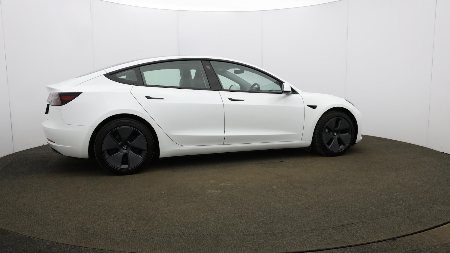 Used Tesla Model 3 2021 for sale - 76108744: Photo 58