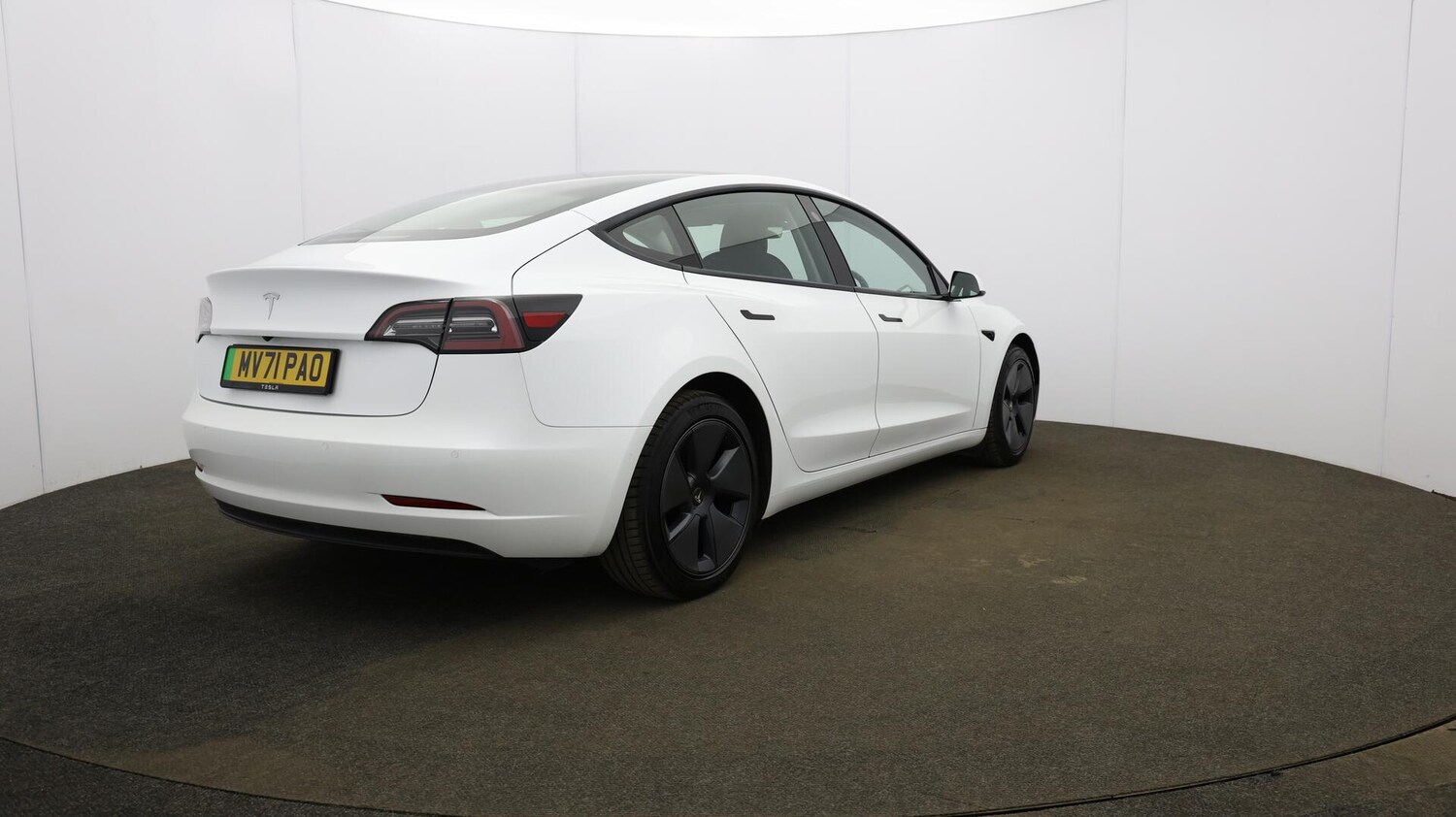 Used Tesla Model 3 2021 for sale - 76108744: Photo 62
