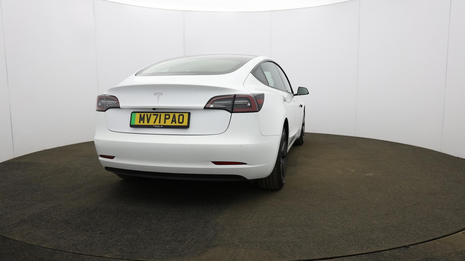 Used Tesla Model 3 2021 for sale - 76108744: Photo 64
