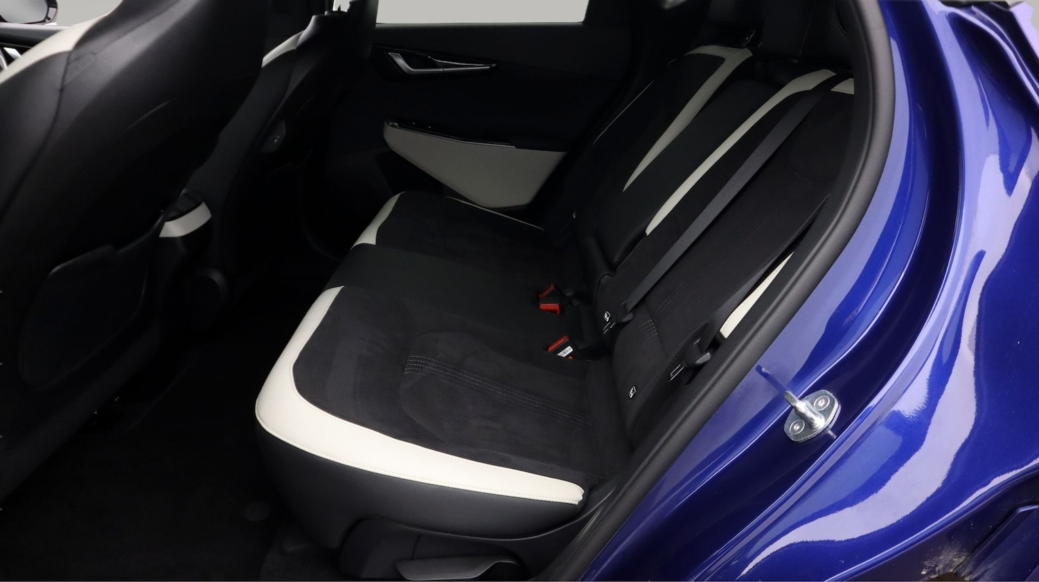 Used Kia EV6 2023 for sale - 77984585: Photo 16