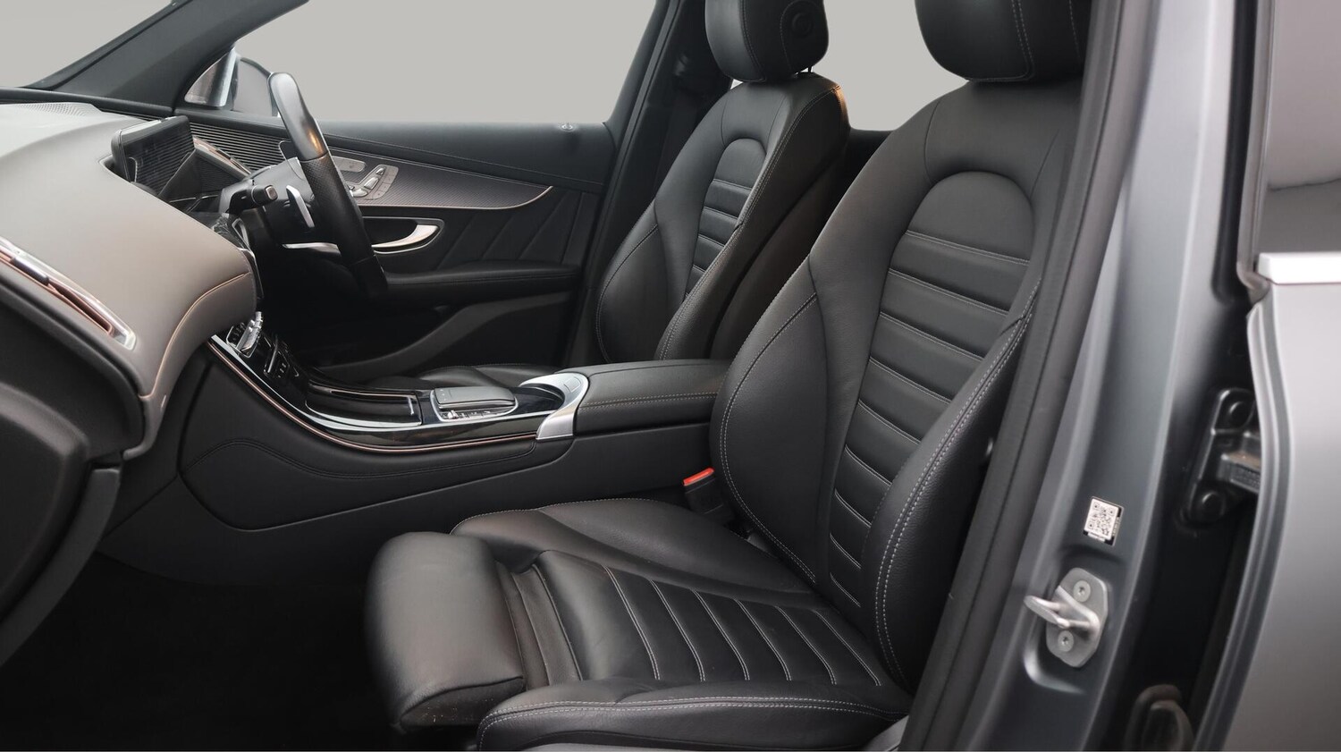 Used Mercedes-Benz EQC 2020 for sale - 76484817: Photo 15