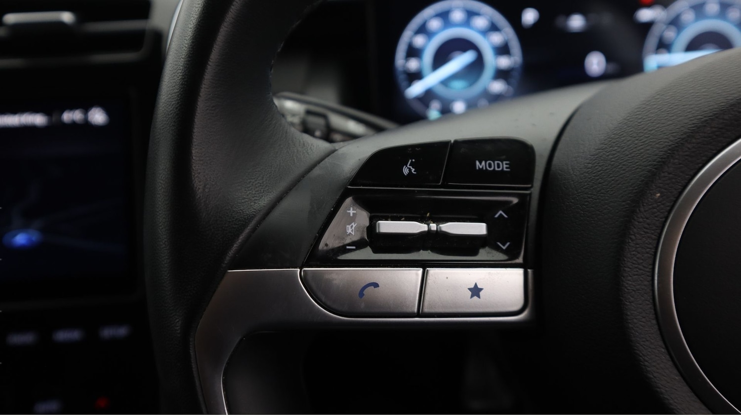 Used Hyundai TUCSON for sale - 77872350: Photo 23