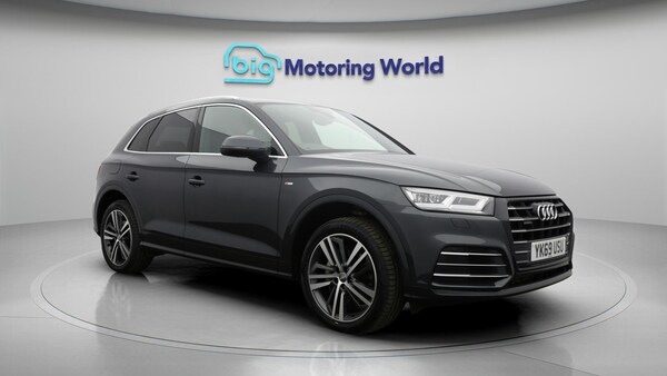 Used Audi Q5 2019 for sale - 75732414: Photo 2