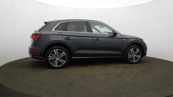 Used Audi Q5 2019 for sale - 75732414: Photo 59