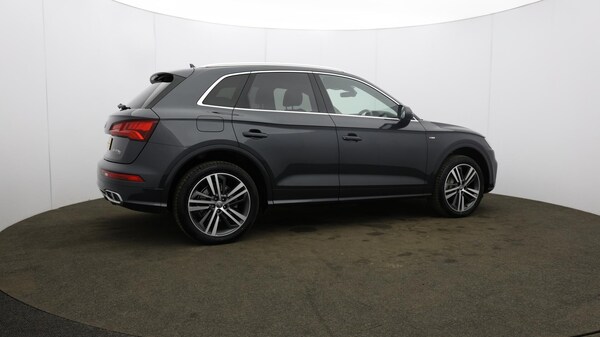 Used Audi Q5 2019 for sale - 75732414: Photo 60