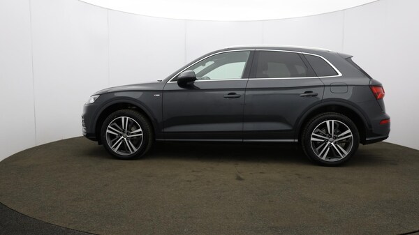 Used Audi Q5 2019 for sale - 75732414: Photo 73
