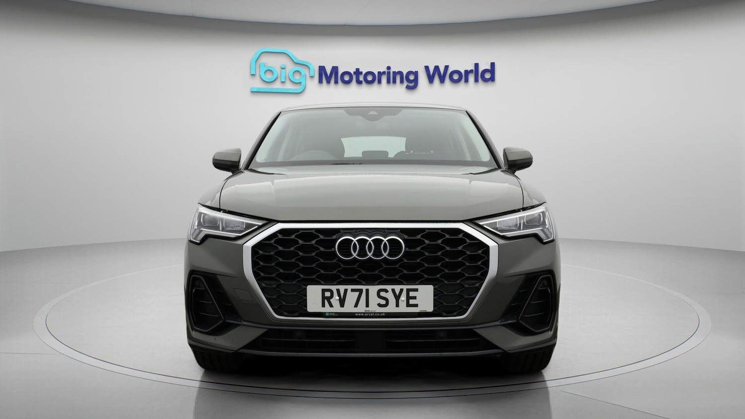 Used Audi Q3 2021 for sale - 76336063: Photo 3