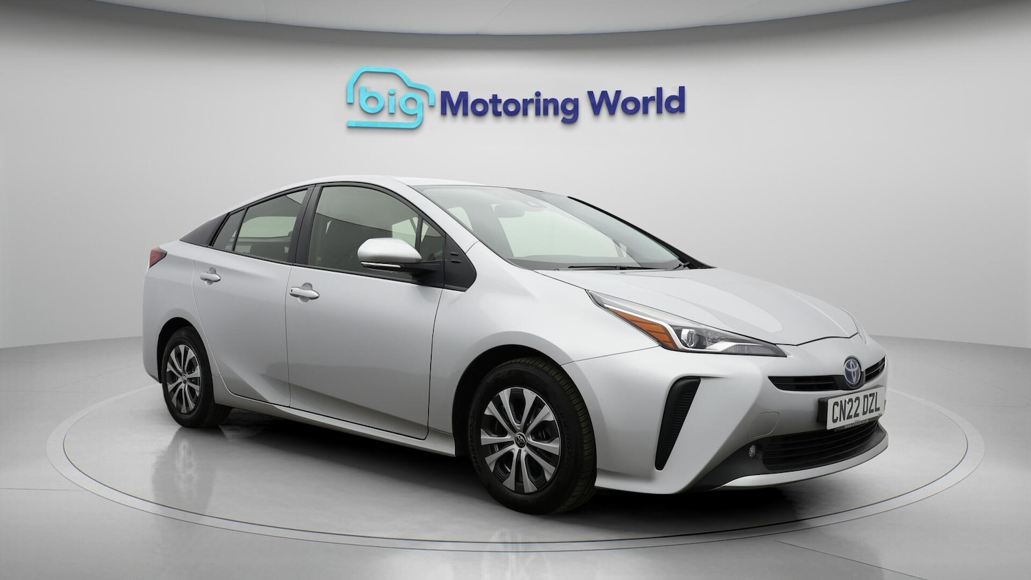 Used Toyota Prius 2022 for sale - 76389375: Photo 2