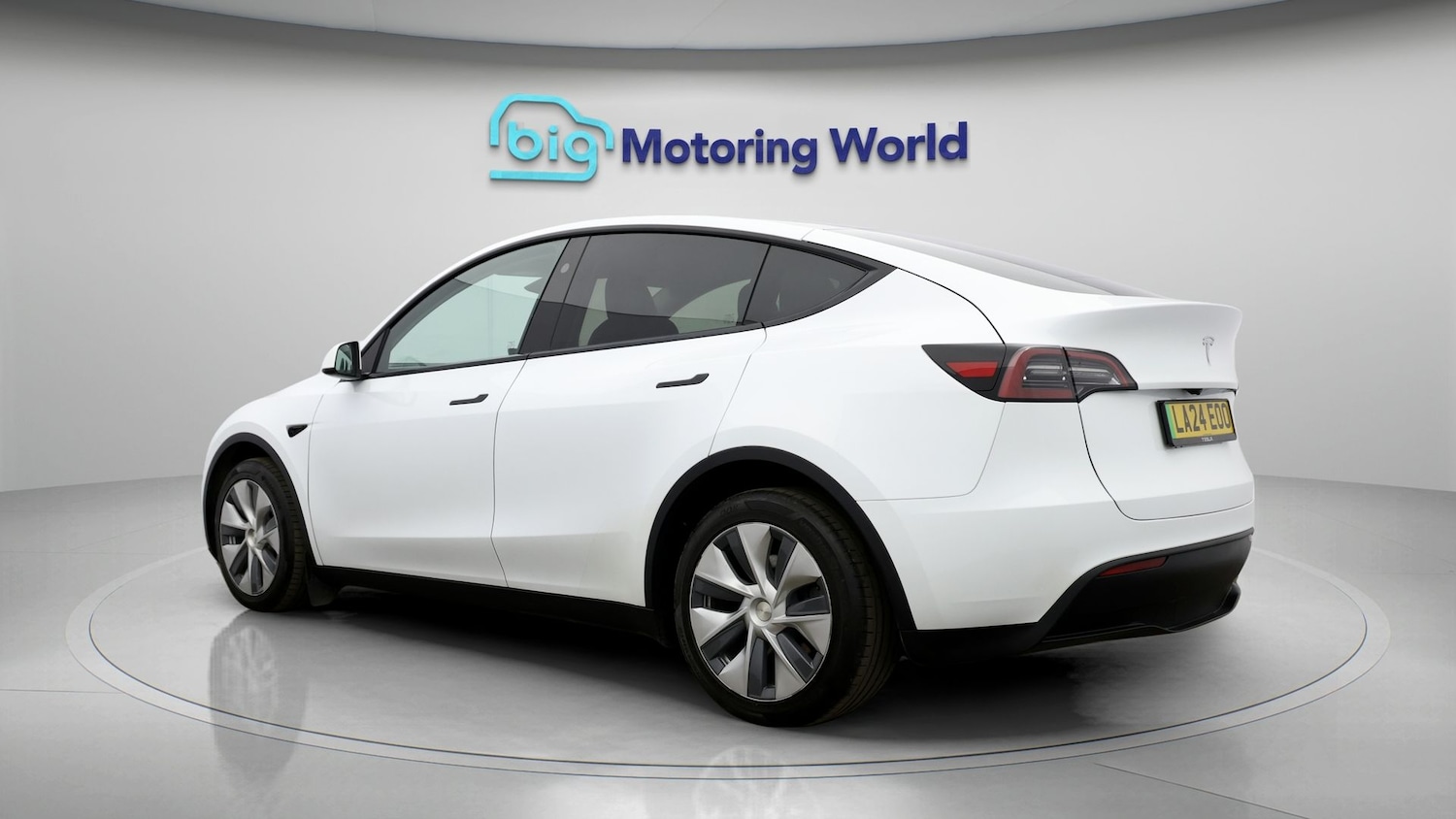 Used Tesla Model Y 2024 for sale - 77781508: Photo 5