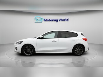 Used Ford Focus 2019 for sale - 76549756: Photo