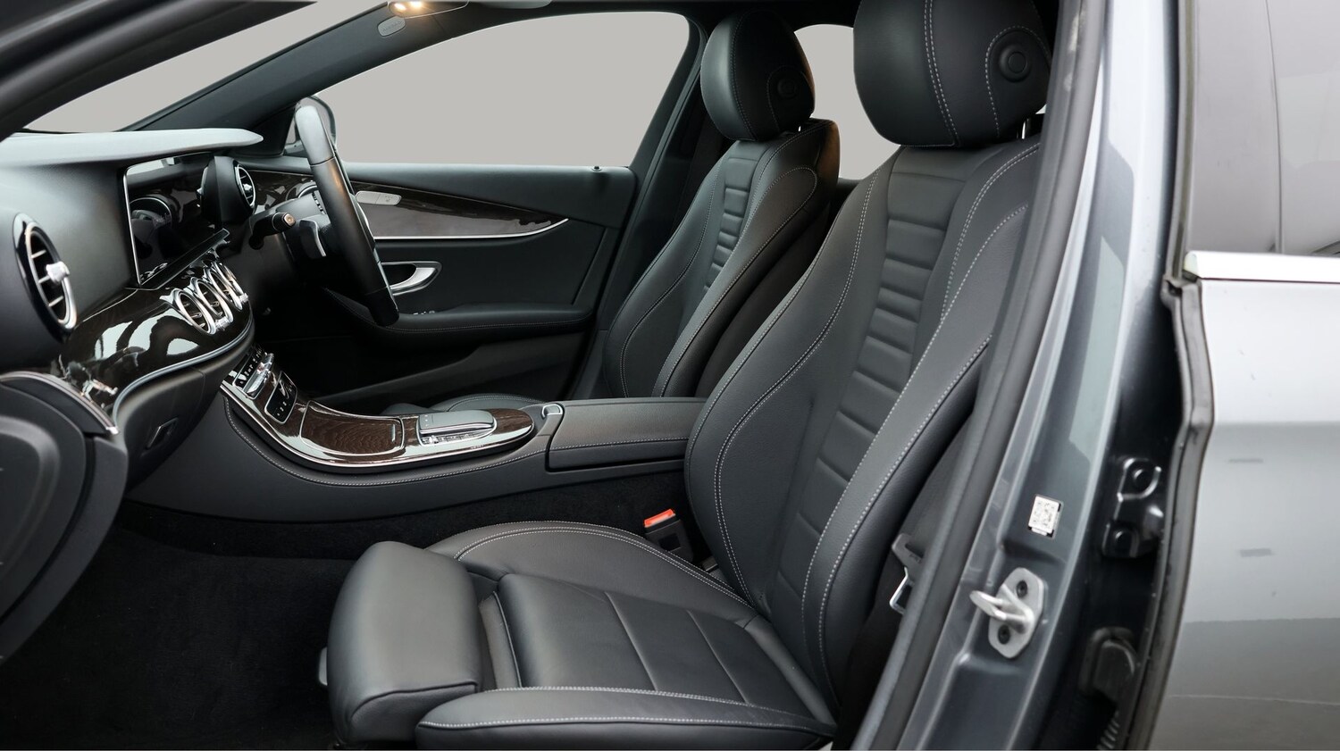 Used Mercedes-Benz E Class 2021 for sale - 77318415: Photo 14