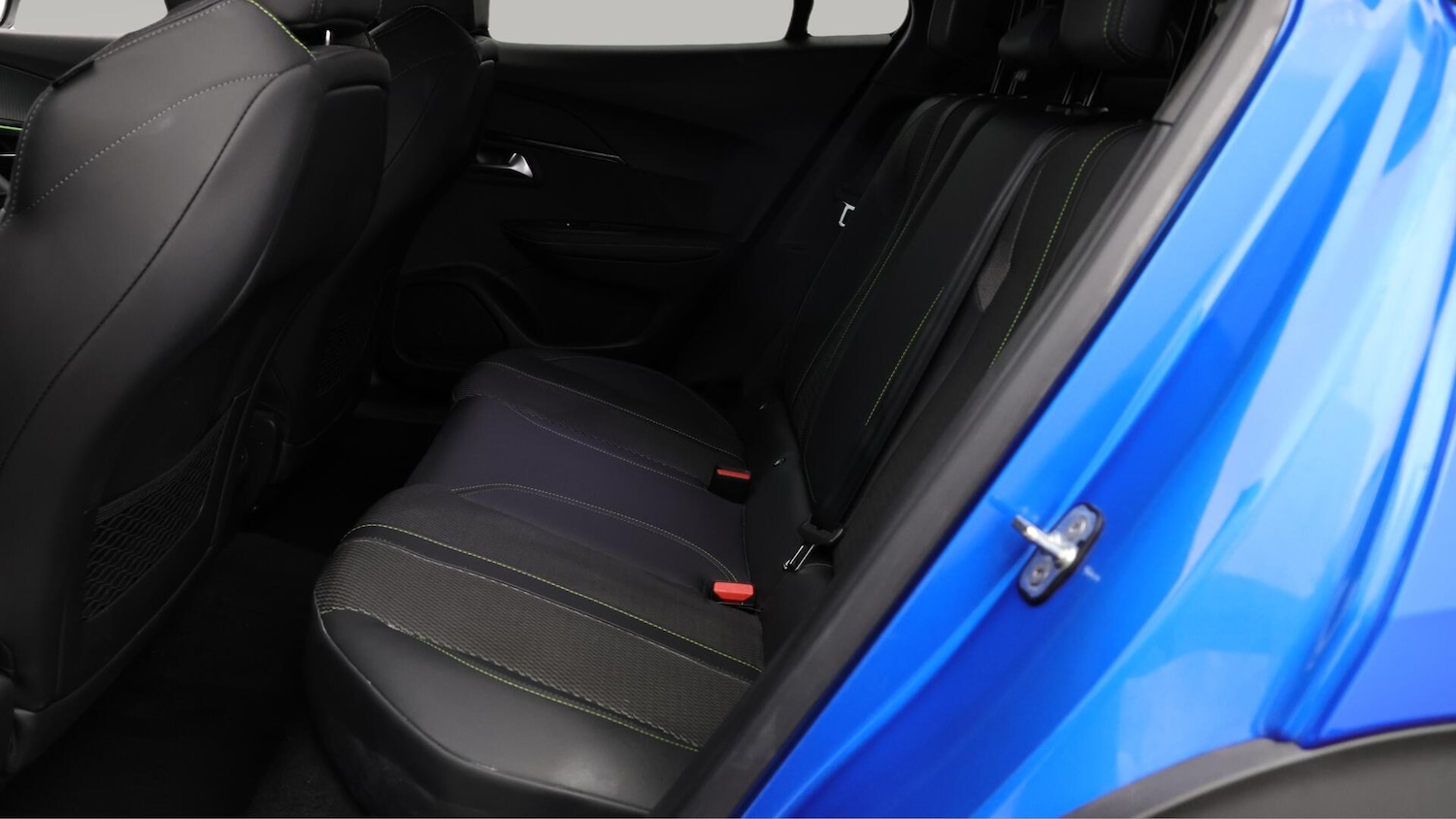 Used Peugeot 2008 2023 for sale - 76381044: Photo 16