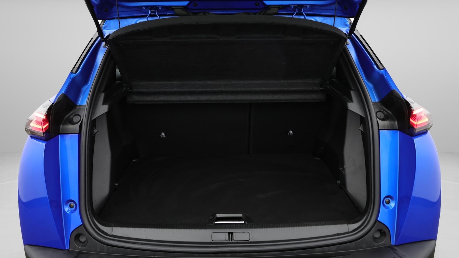 Used Peugeot 2008 2023 for sale - 76381044: Photo 17