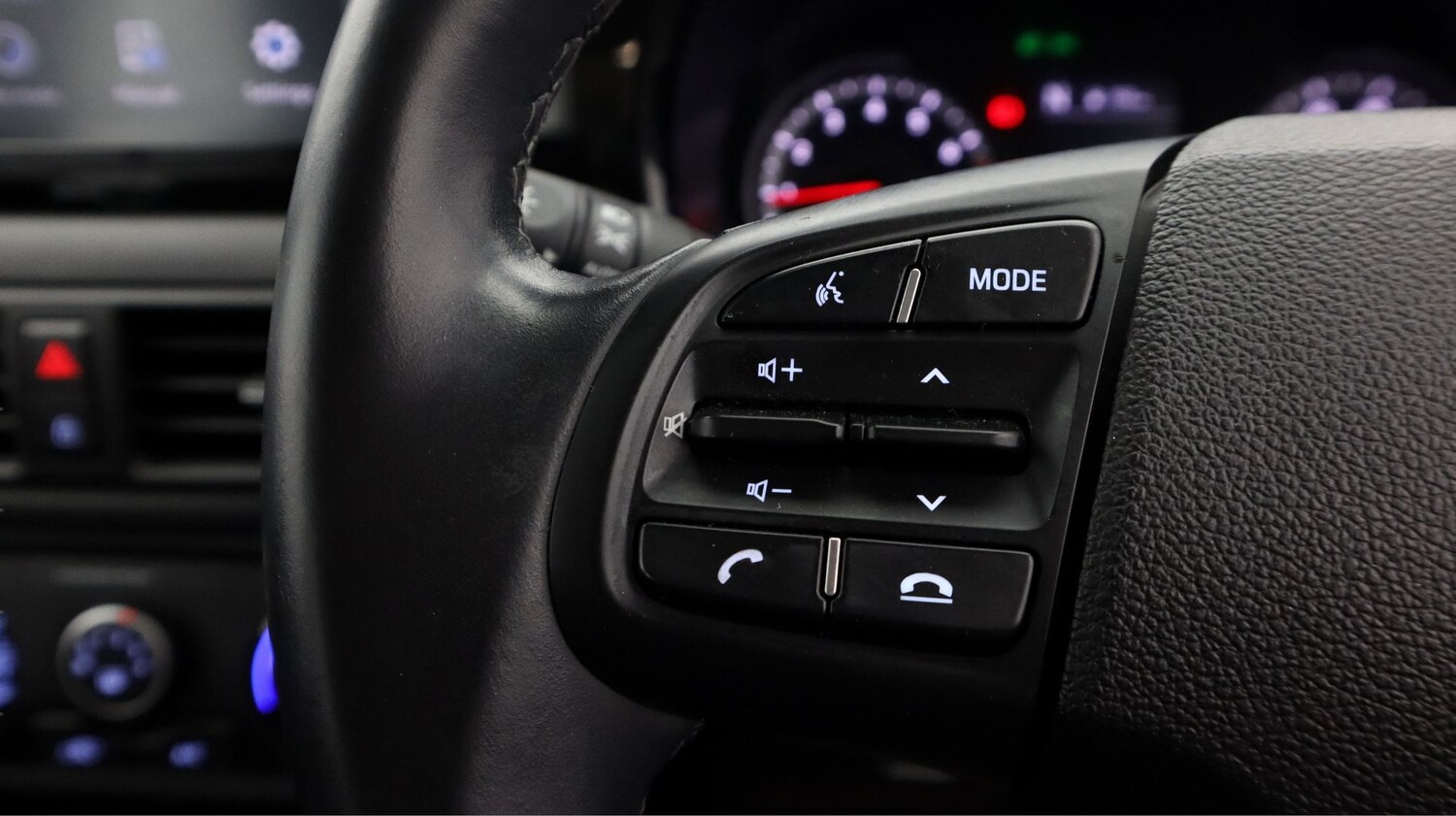 Used Hyundai i10 2023 for sale - 77310395: Photo 22