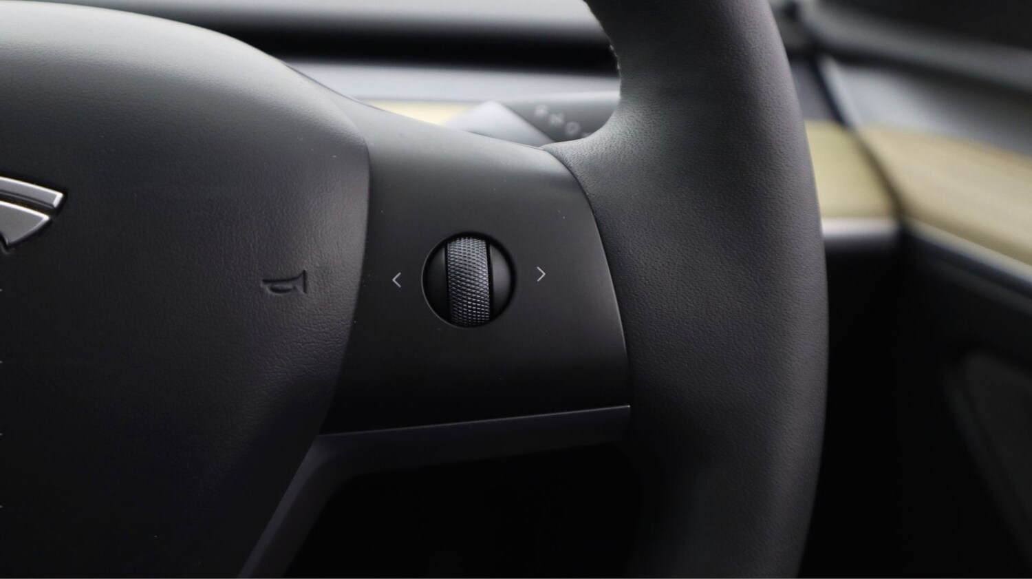 Used Tesla Model Y 2023 for sale - 78176304: Photo 20