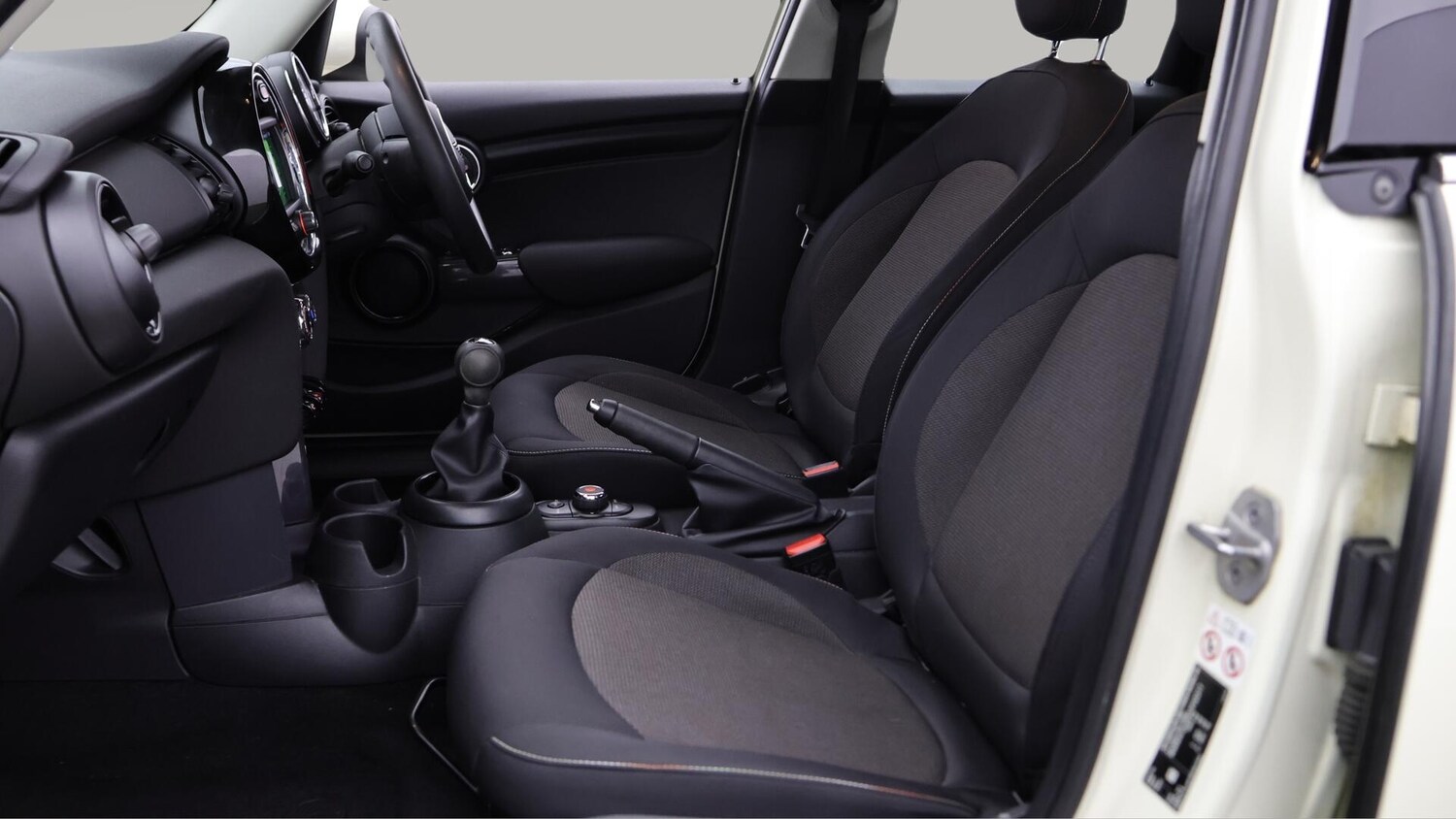 Used MINI Hatch 2021 for sale - 76432347: Photo 15