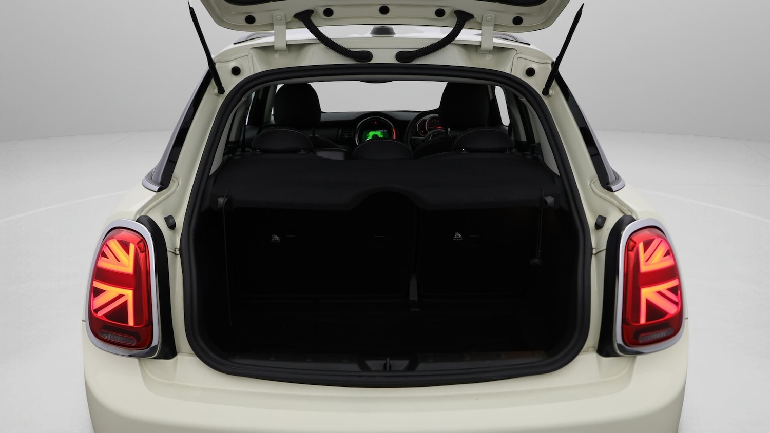 Used MINI Hatch 2021 for sale - 76432347: Photo 18