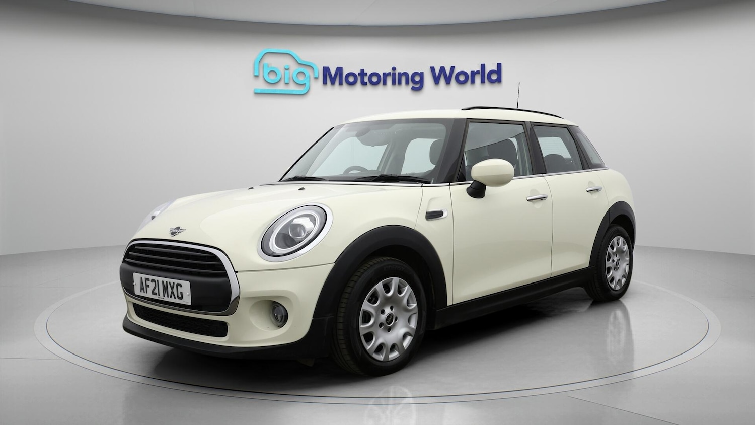 Used MINI Hatch 2021 for sale - 76432347: Photo 4