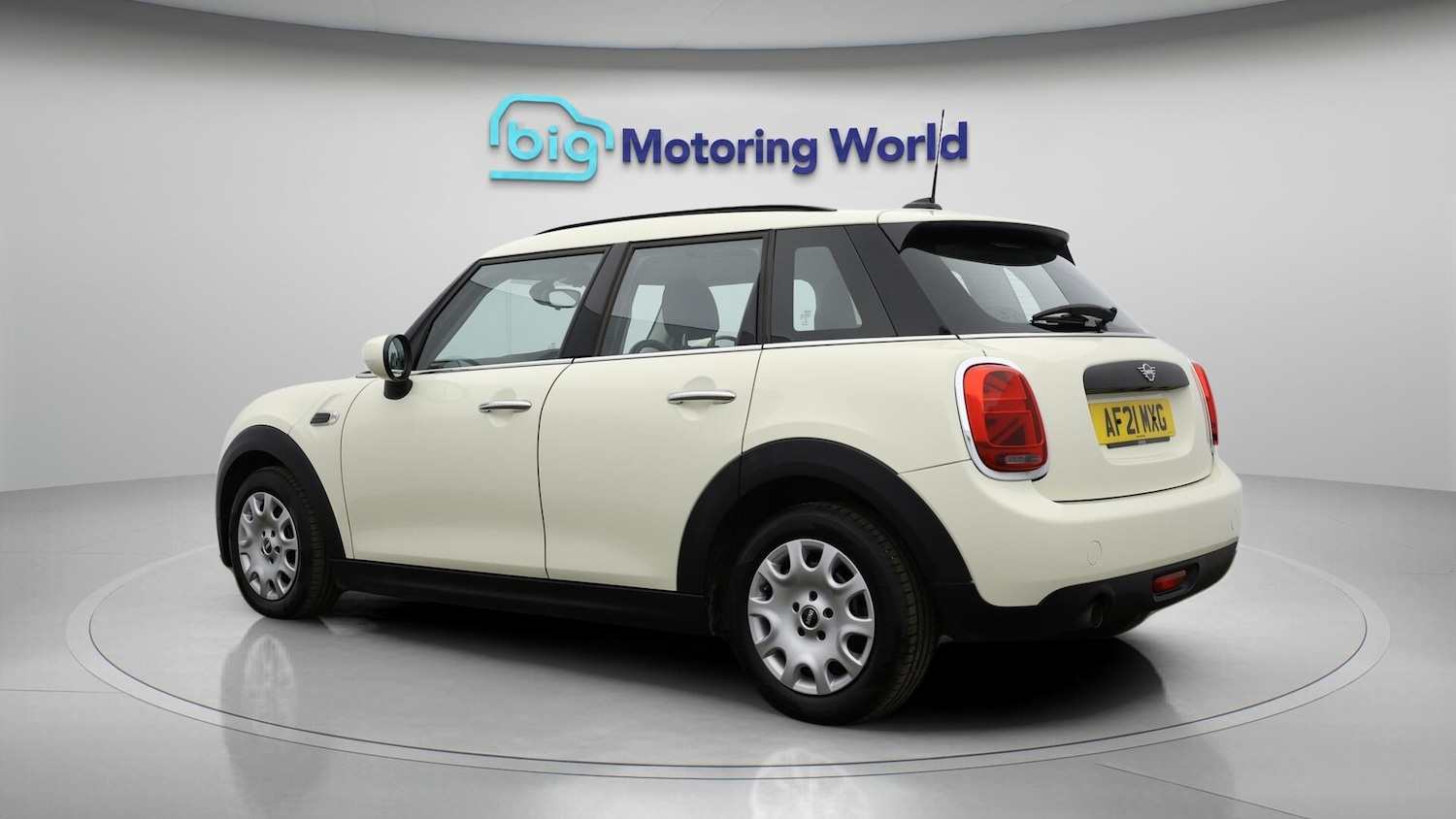 Used MINI Hatch 2021 for sale - 76432347: Photo 6