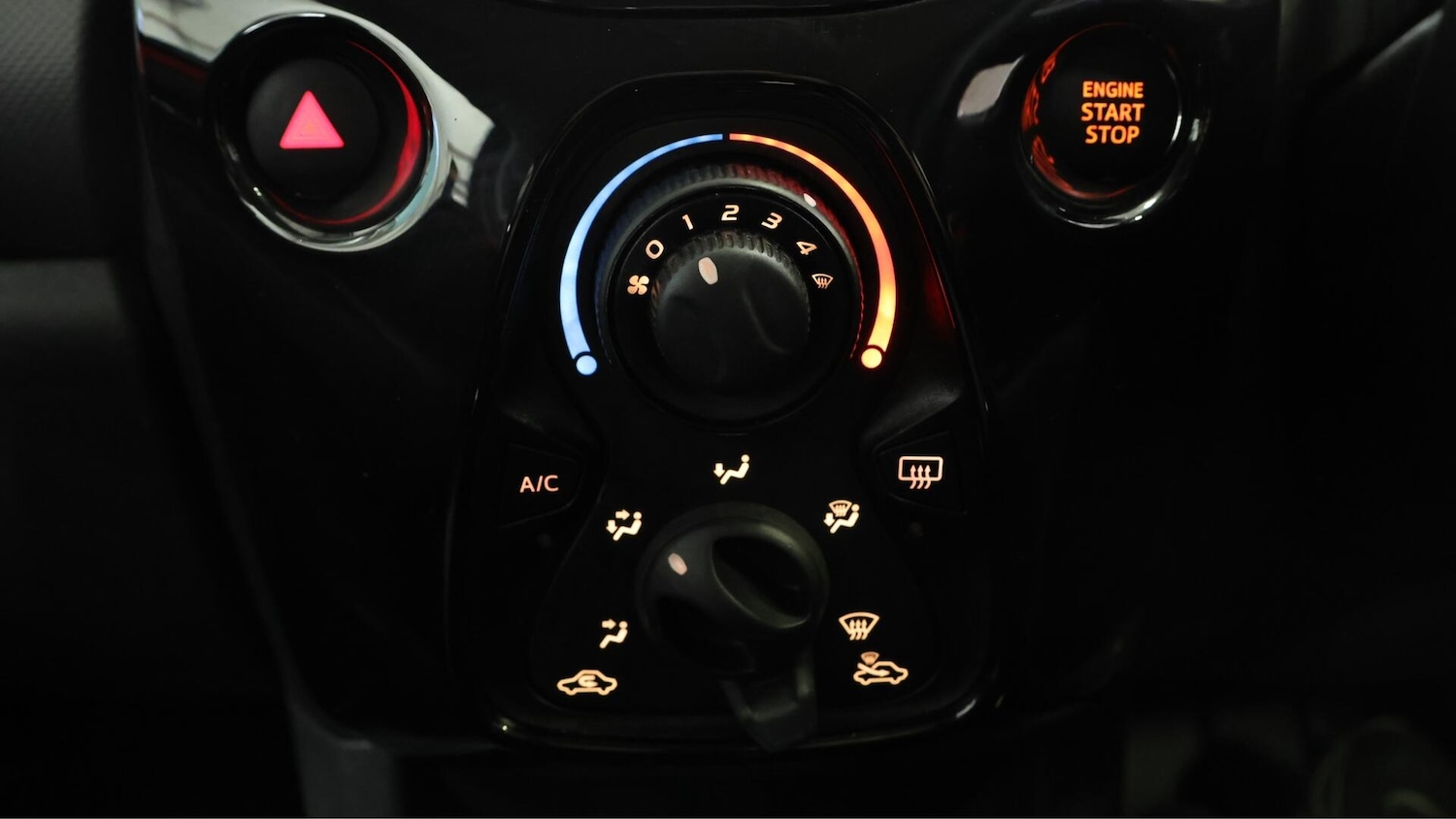 Used Peugeot 108 2021 for sale - 76361006: Photo 13